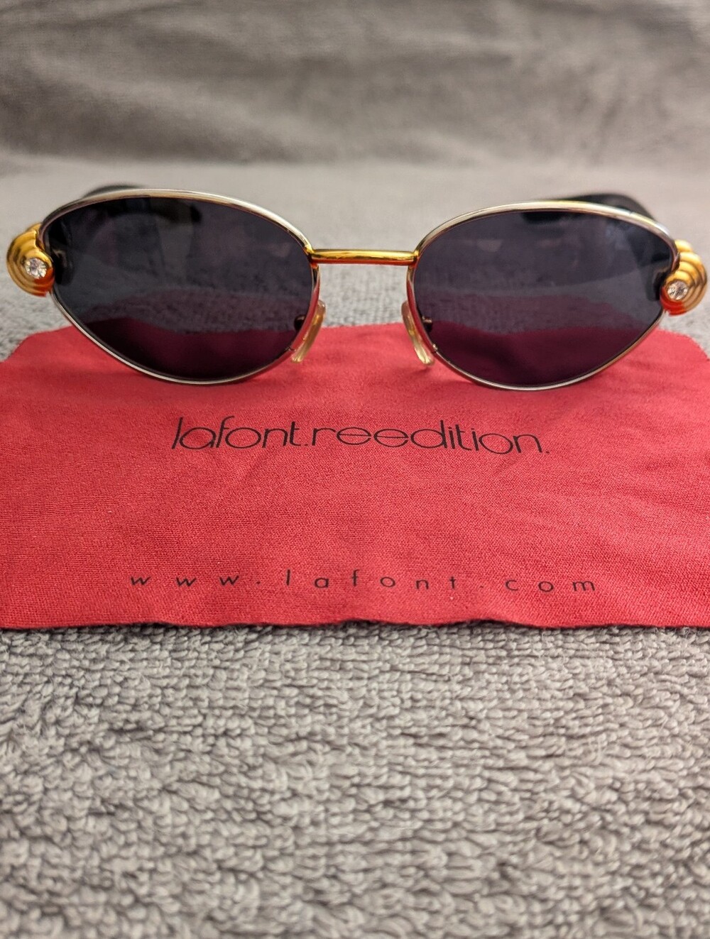 Vintage Gianfranco Ferre Sunglasses GFF 269 Strass NB3 Black Gold Italy 54-18